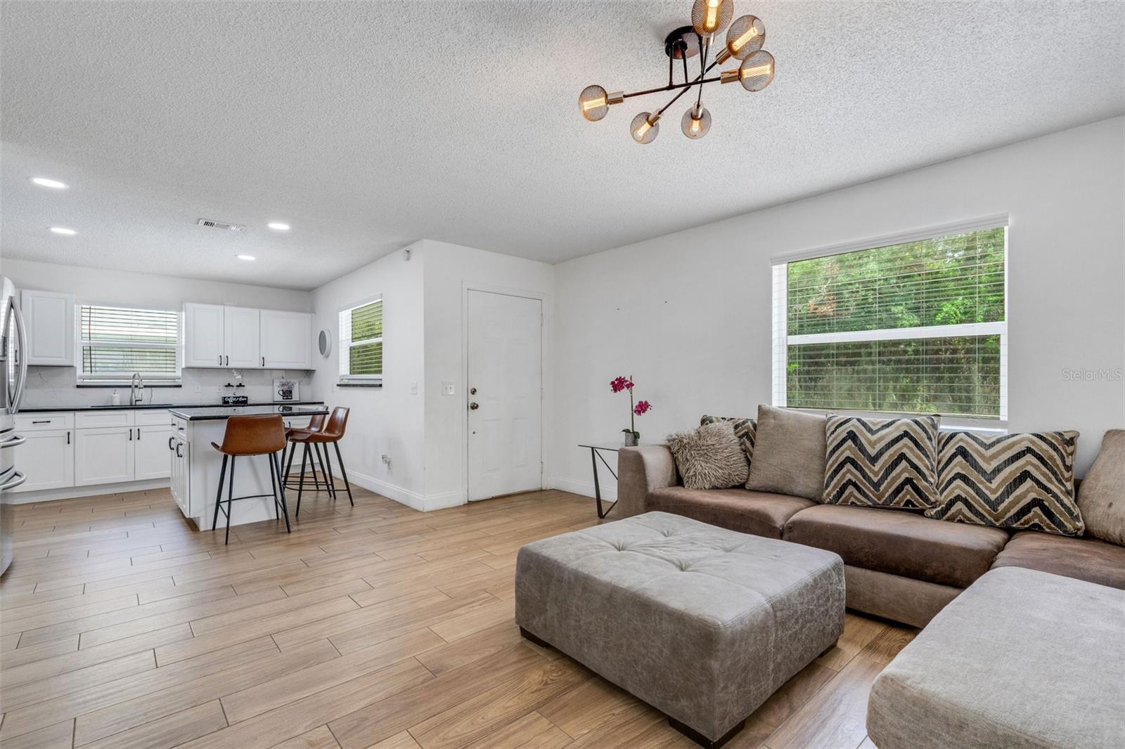 2562 25TH ST, SARASOTA, FL, 34234