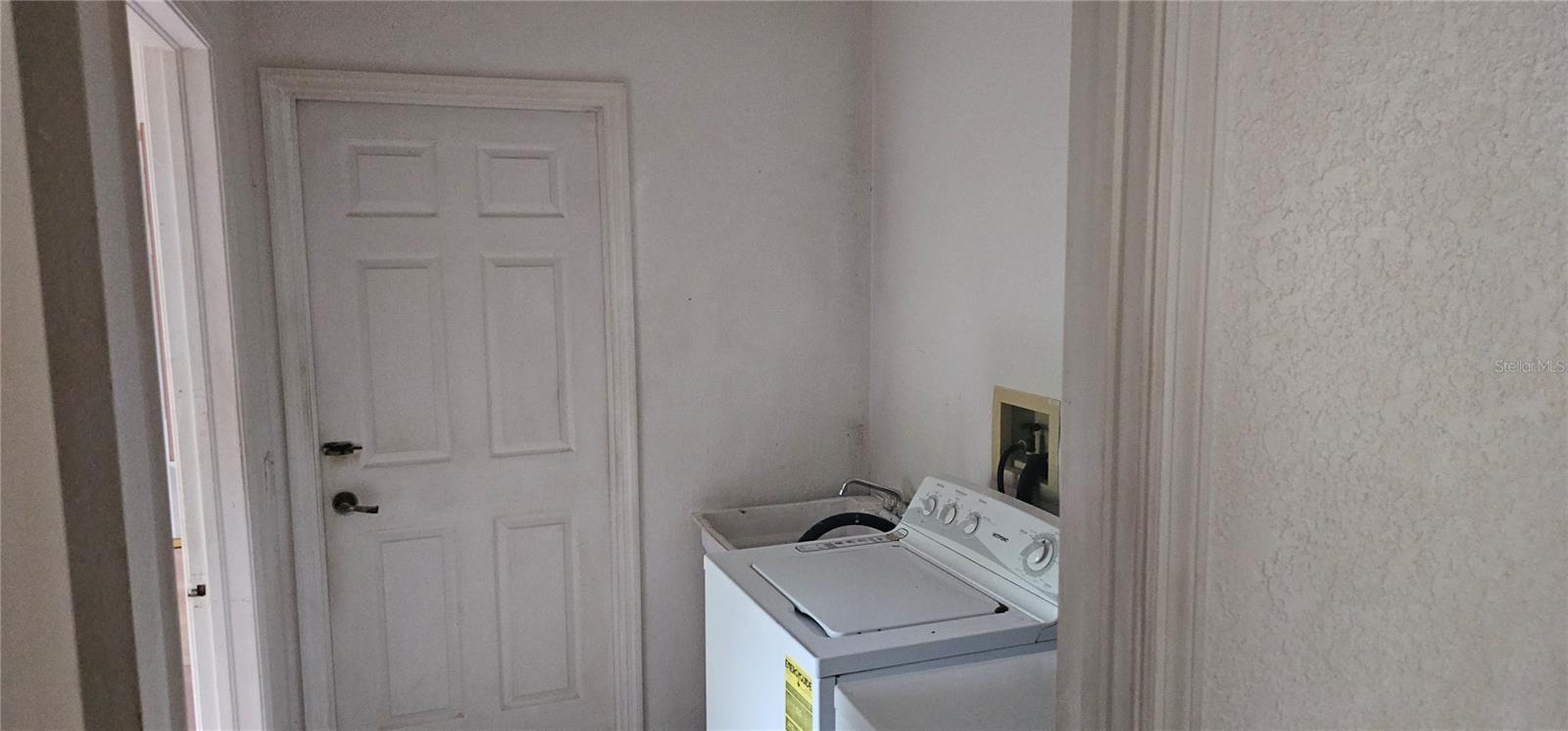 2138 AMSTEAD ST, PUNTA GORDA, FL, 33980