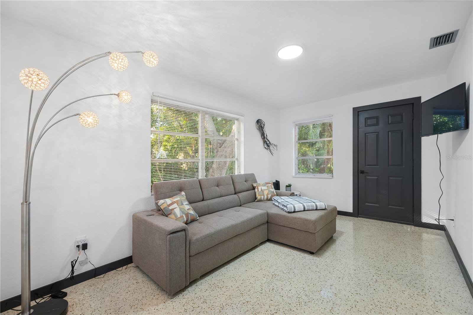 3518 POCAHONTAS DR, LARGO, FL, 33774