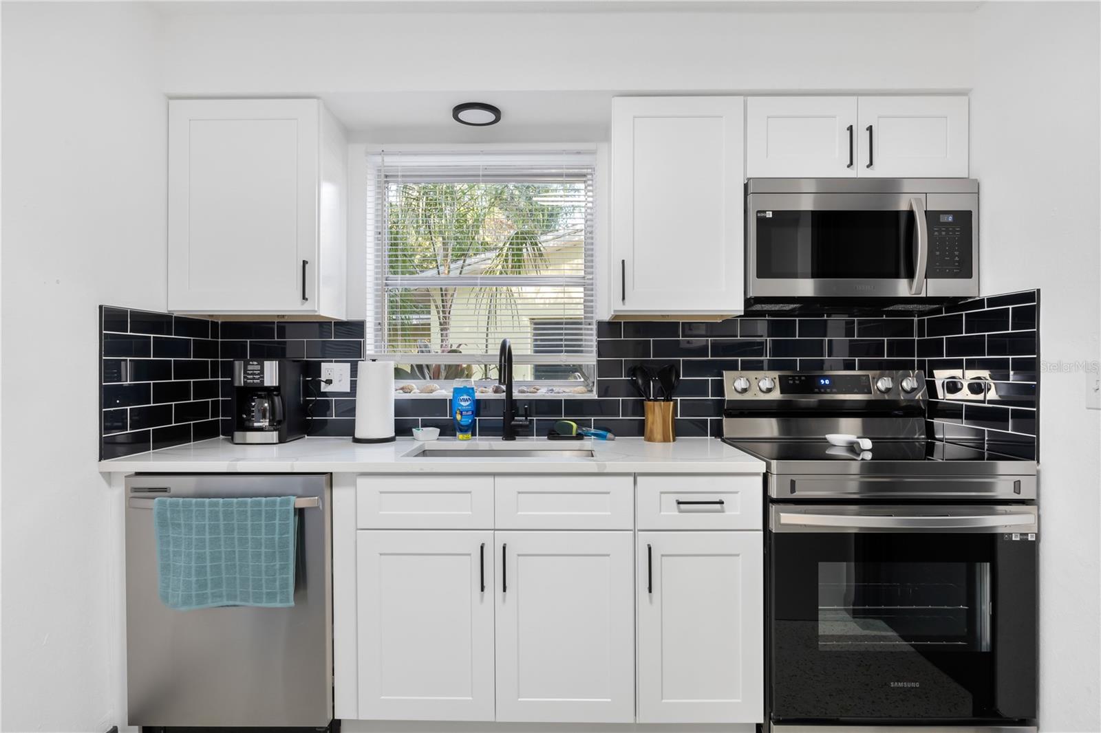 3518 POCAHONTAS DR, LARGO, FL, 33774