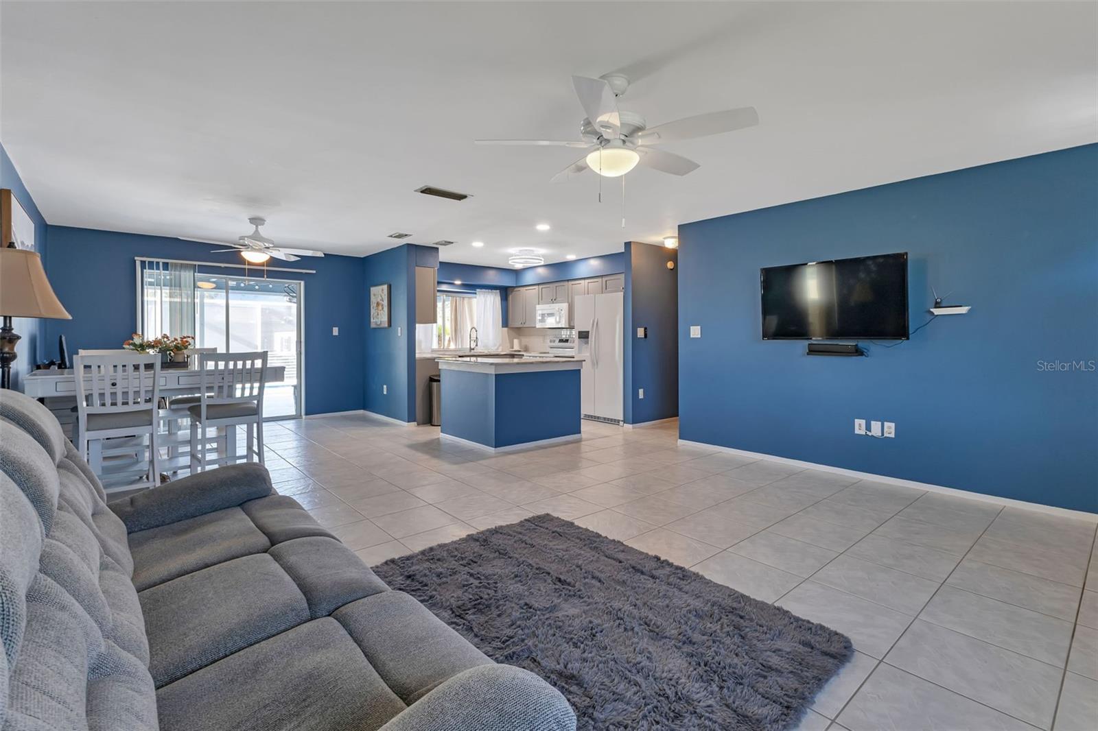 181 FERRIS DR NW, PORT CHARLOTTE, FL, 33952