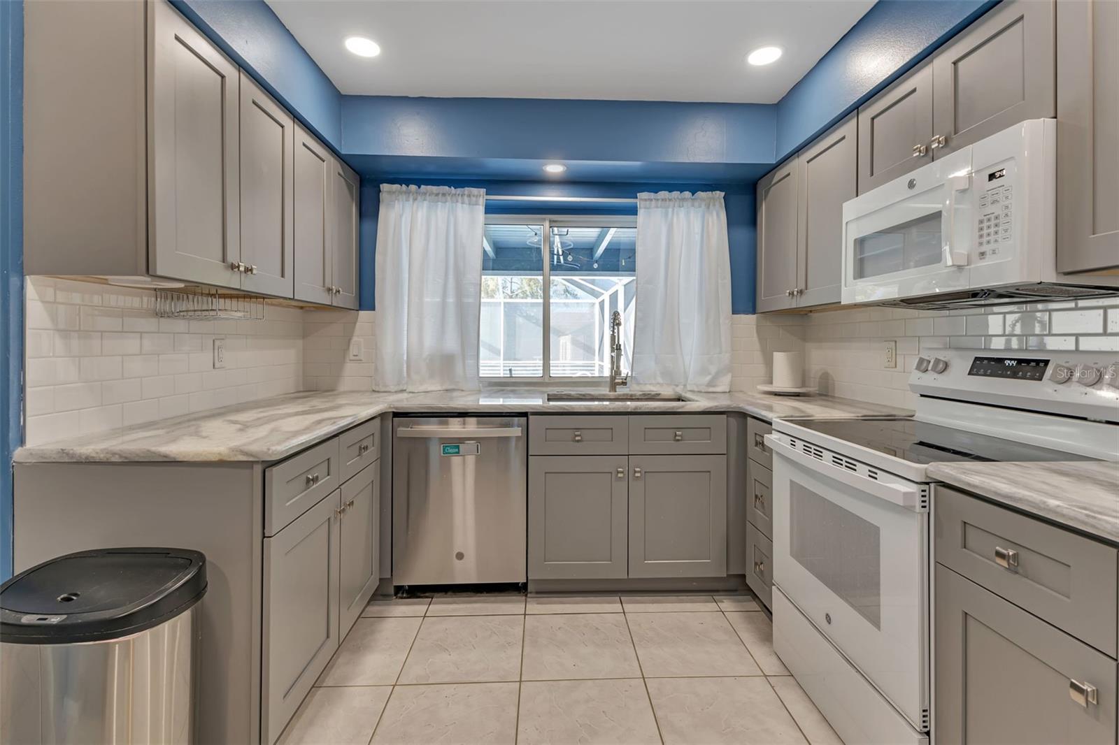 181 FERRIS DR NW, PORT CHARLOTTE, FL, 33952