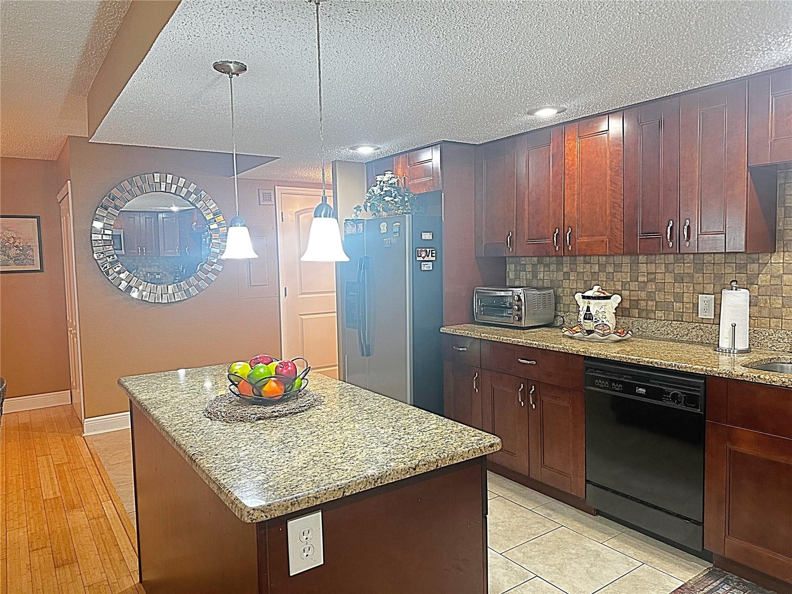 800 S GULFVIEW BLVD #201, CLEARWATER BEACH, FL, 33767