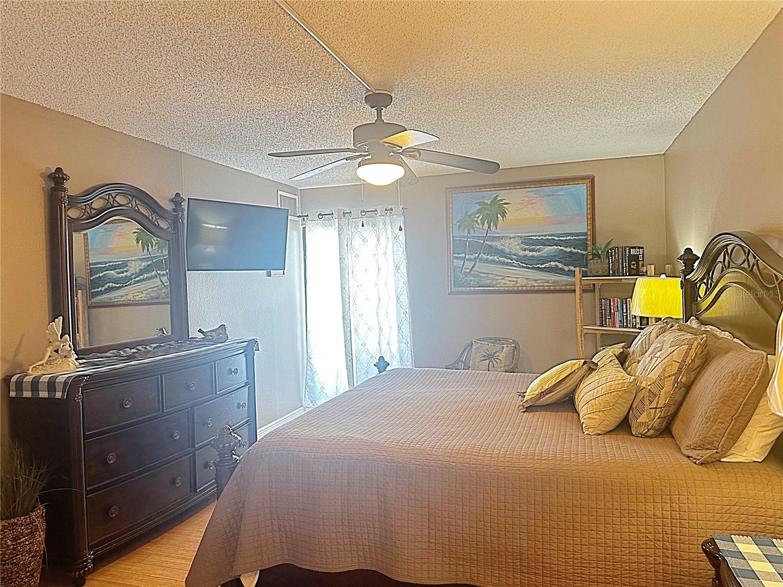 800 S GULFVIEW BLVD #201, CLEARWATER BEACH, FL, 33767