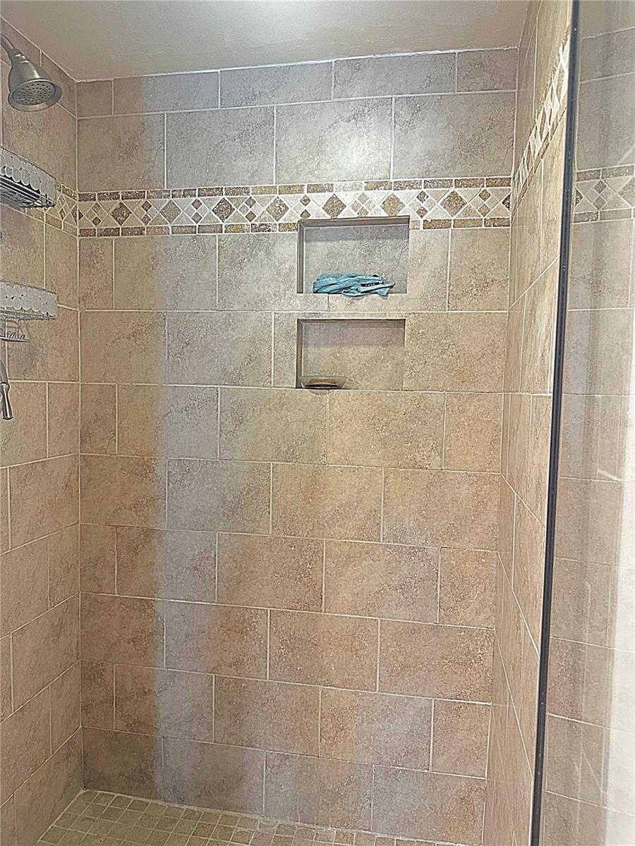 800 S GULFVIEW BLVD #201, CLEARWATER BEACH, FL, 33767