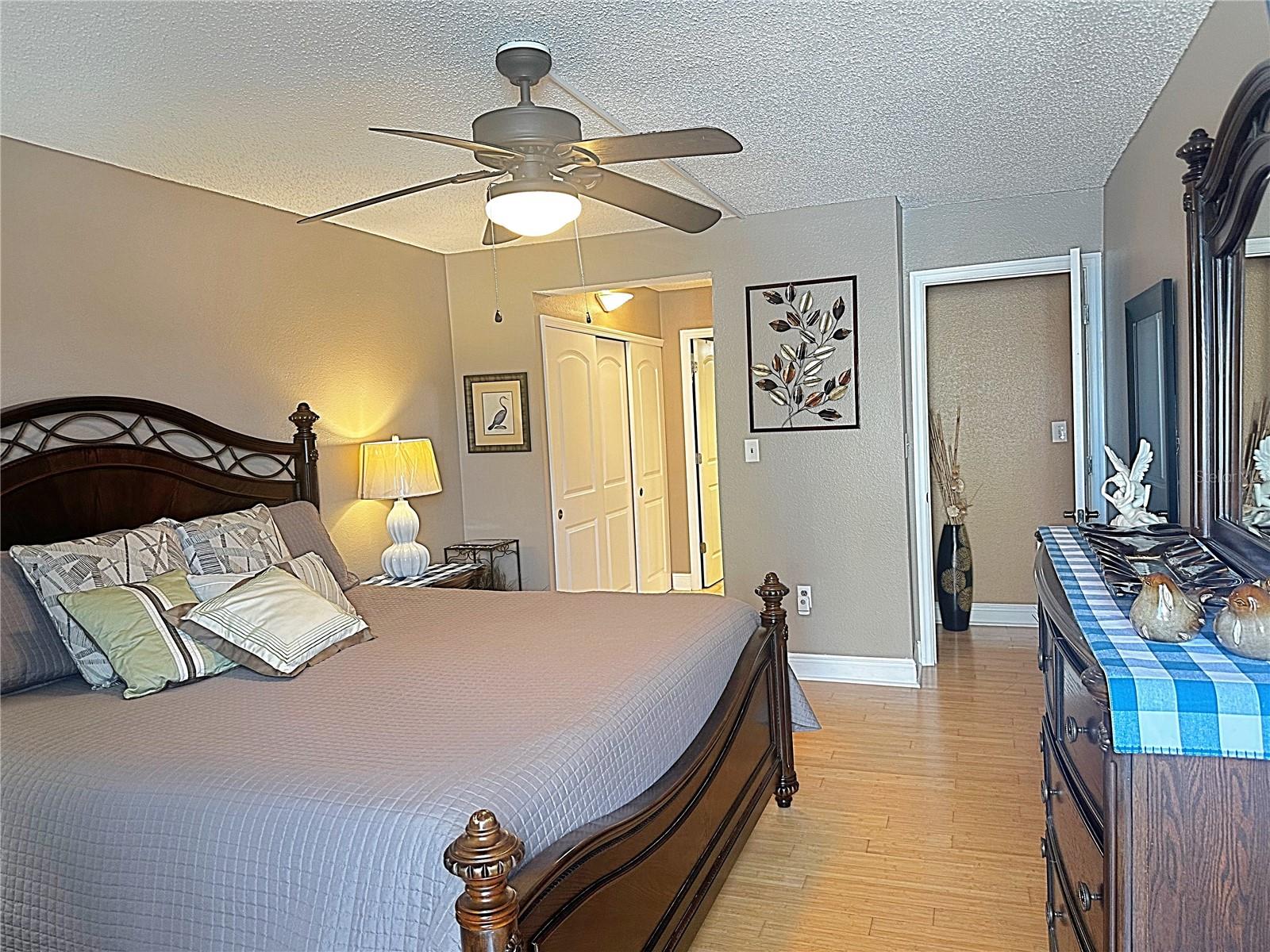 800 S GULFVIEW BLVD #201, CLEARWATER BEACH, FL, 33767