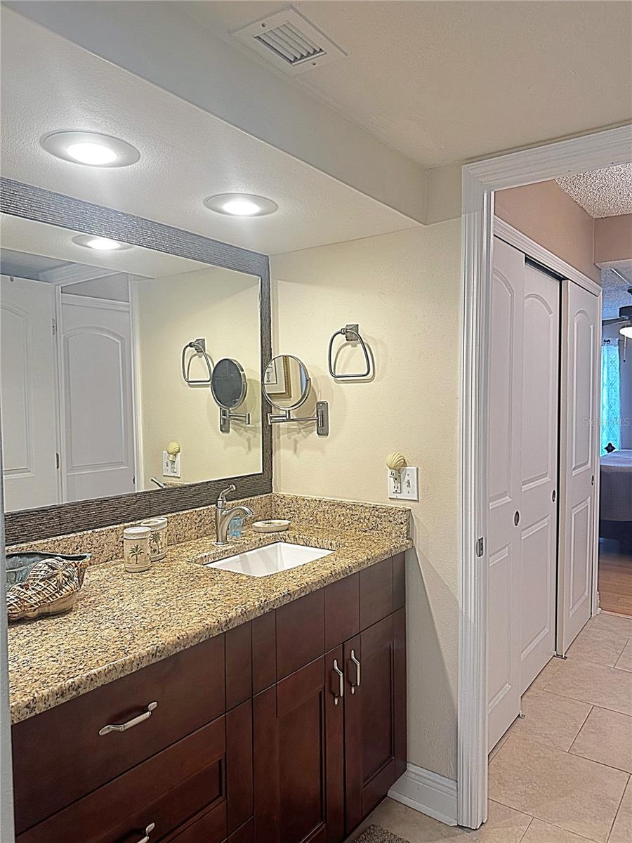 800 S GULFVIEW BLVD #201, CLEARWATER BEACH, FL, 33767