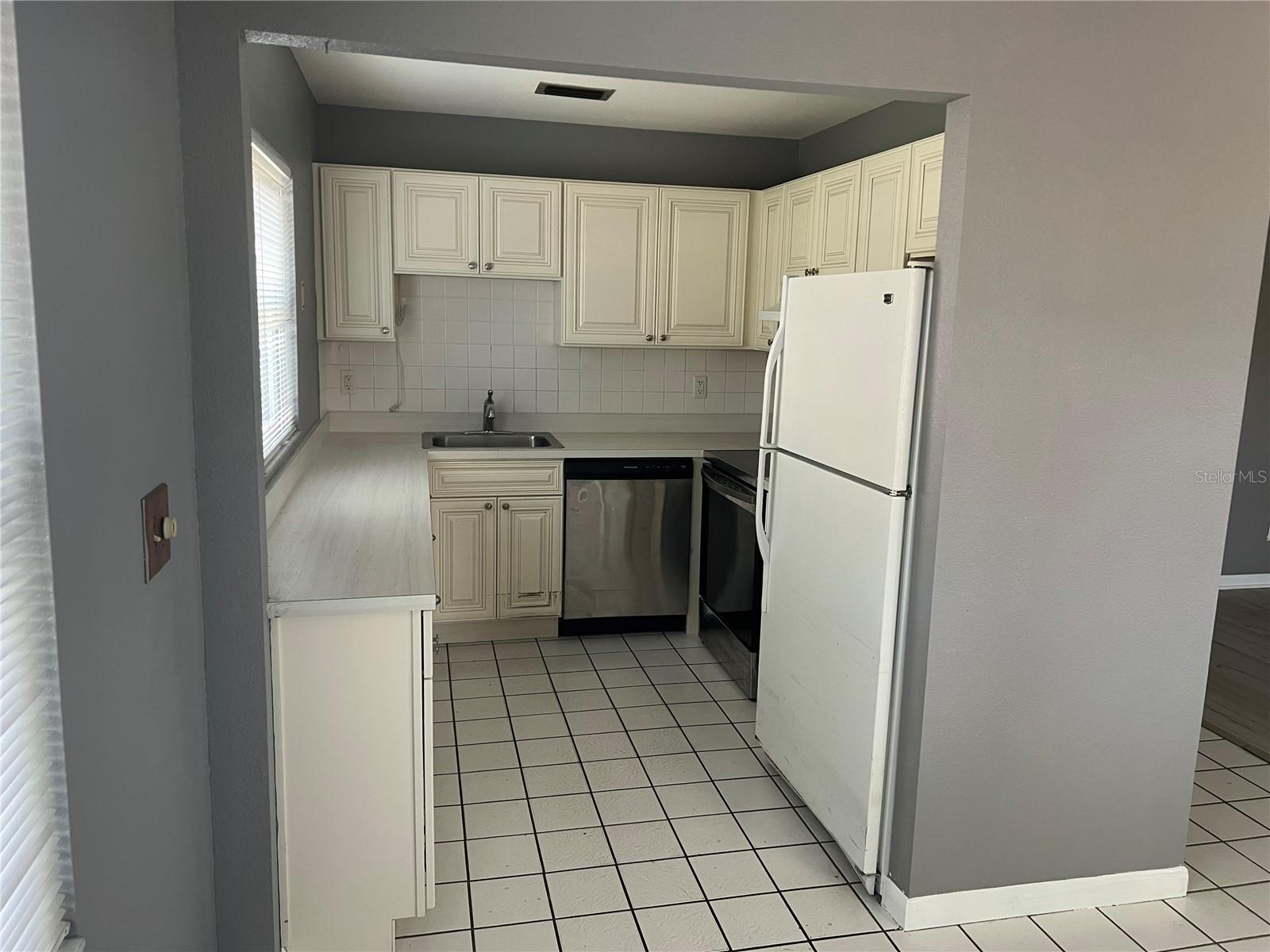 T3553243 Property Photo