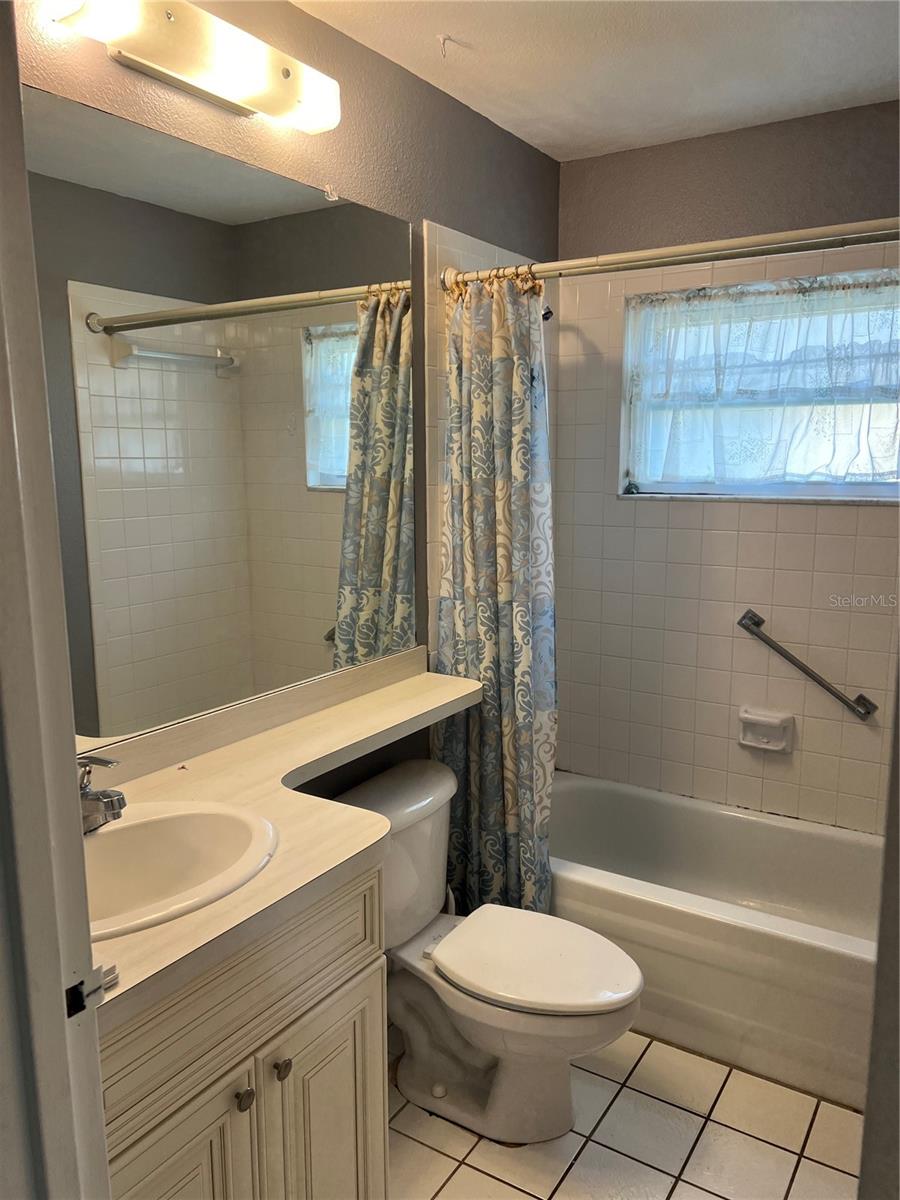 T3553243 Property Photo