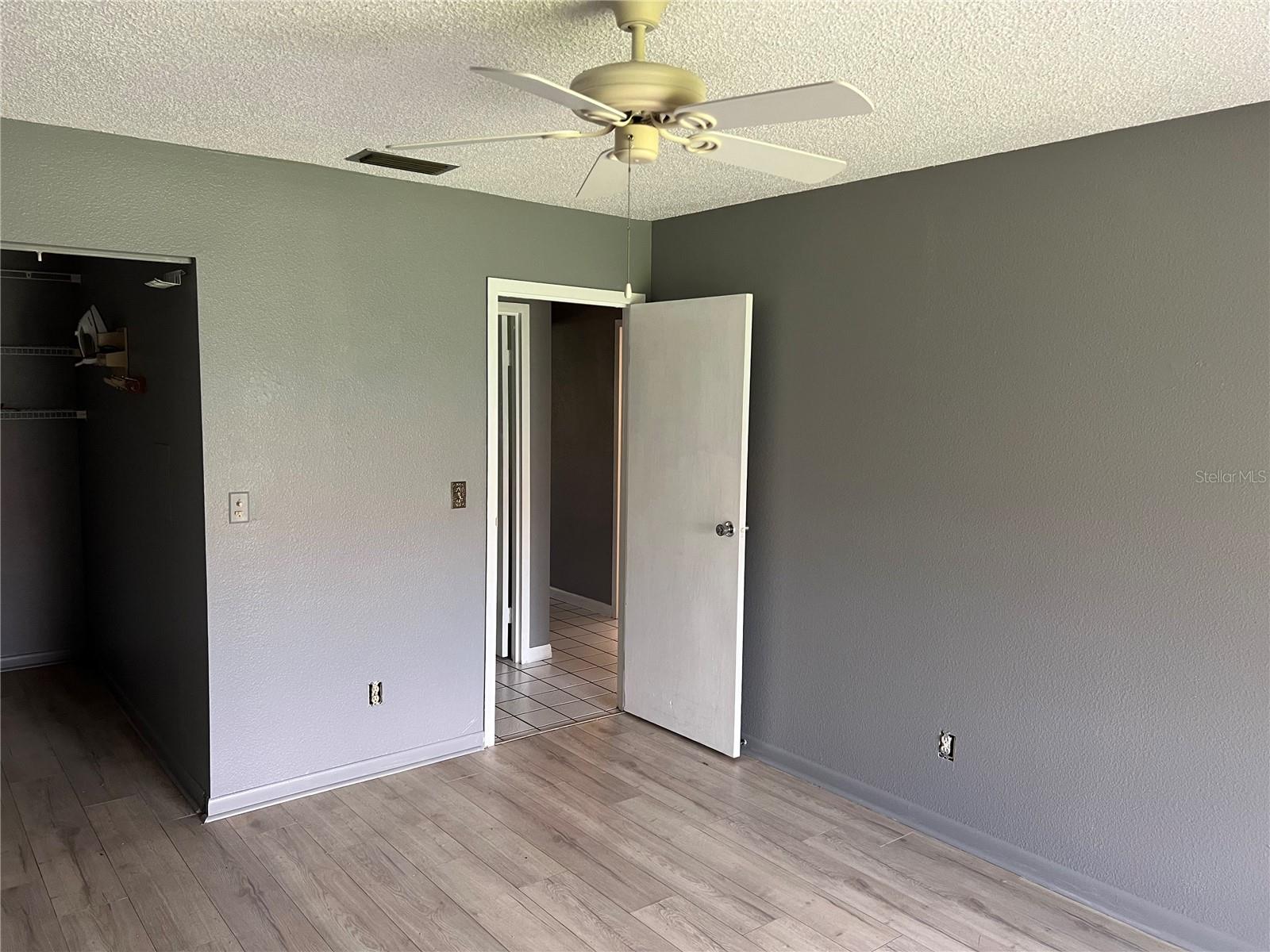 T3553243 Property Photo