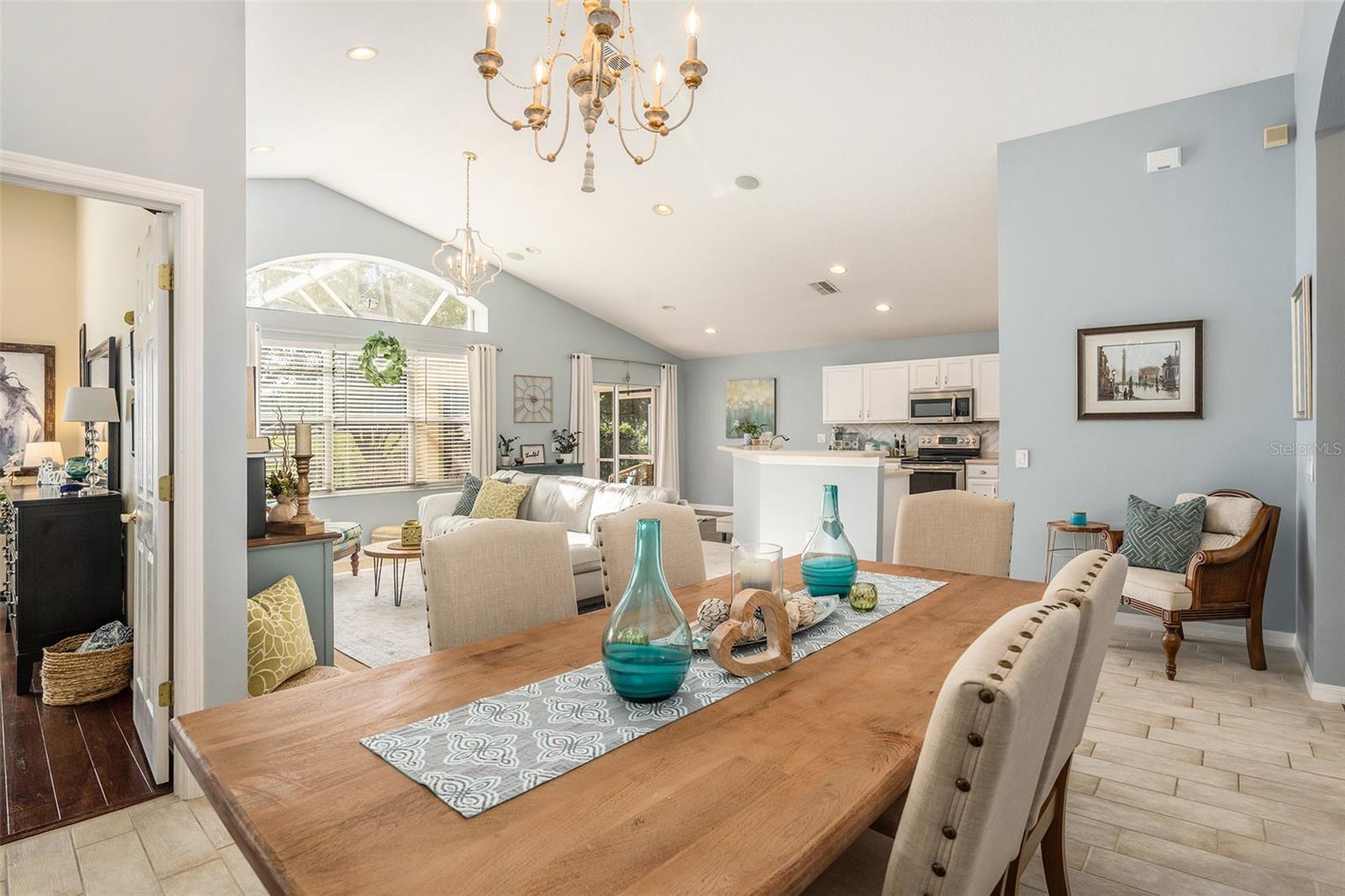 18625 LE DAUPHINE PL, LUTZ, FL, 33558