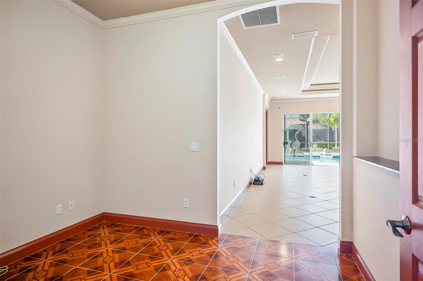 8 CLEVELAND CT, PALM COAST, FL, 32137