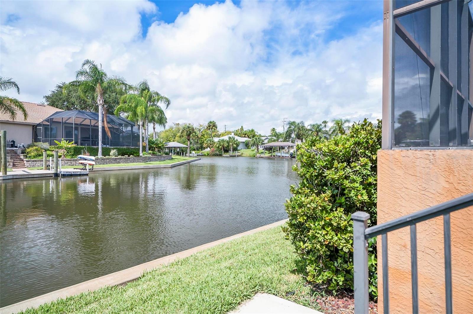 8 CLEVELAND CT, PALM COAST, FL, 32137