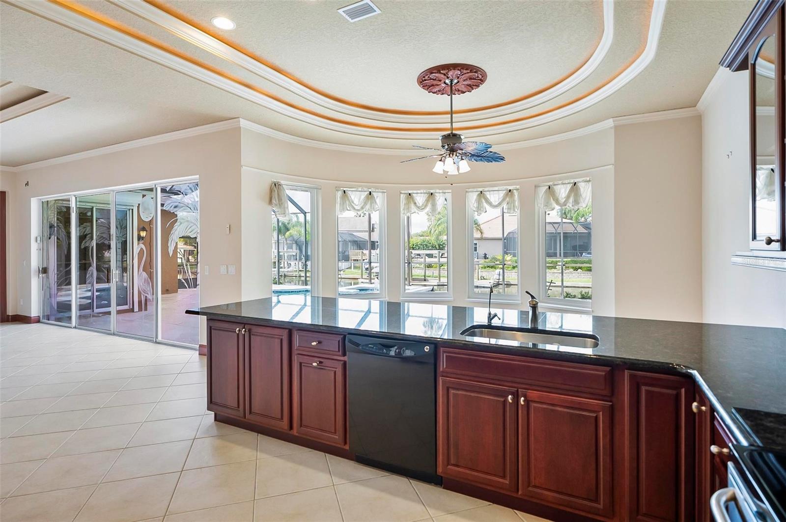 8 CLEVELAND CT, PALM COAST, FL, 32137
