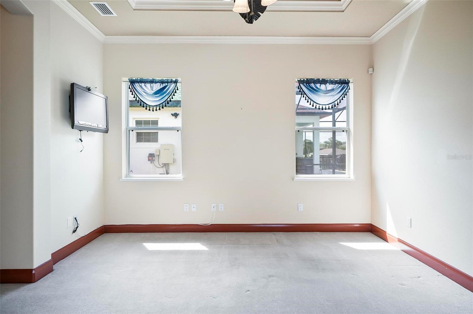 8 CLEVELAND CT, PALM COAST, FL, 32137