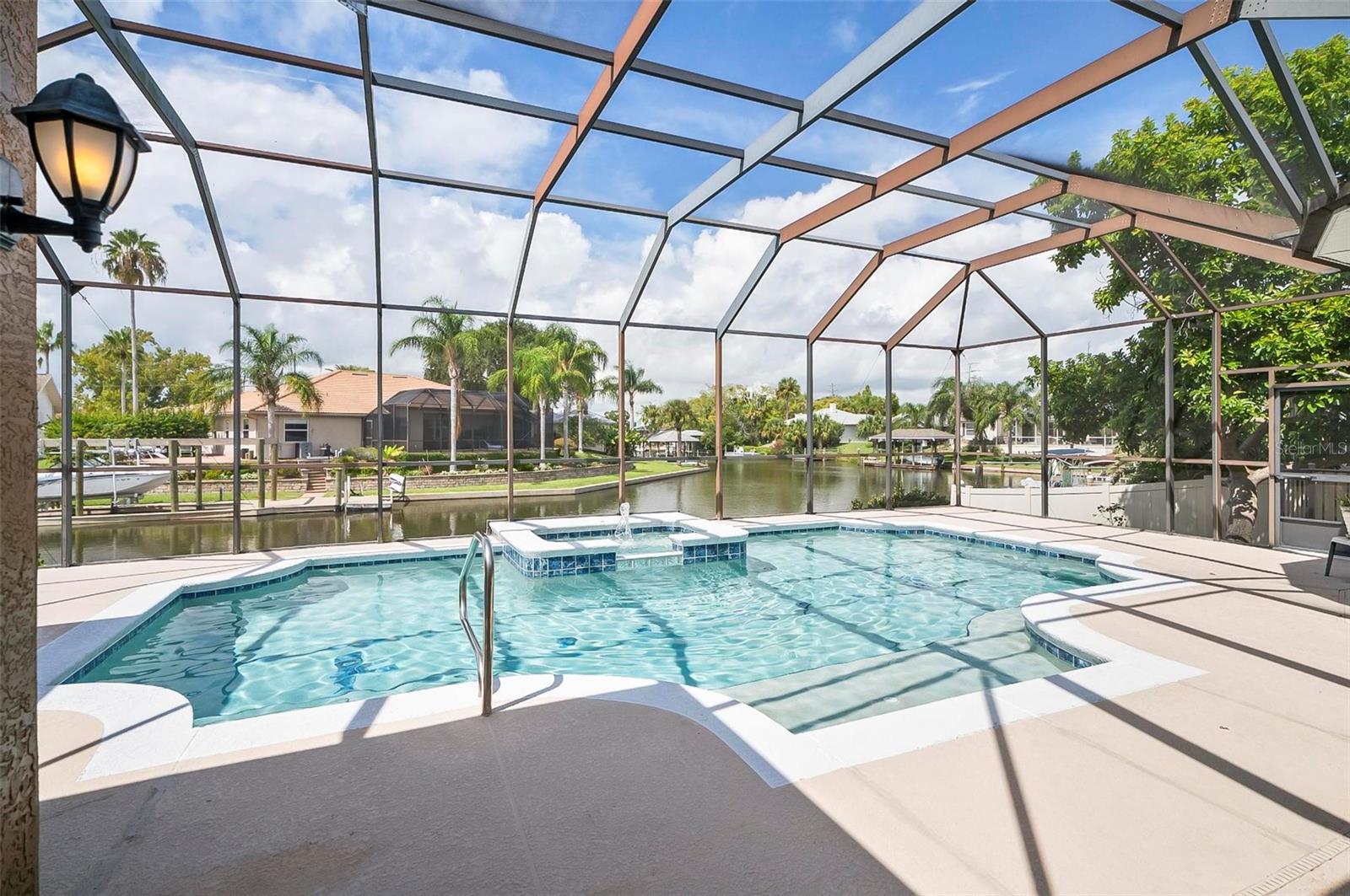 8 CLEVELAND CT, PALM COAST, FL, 32137