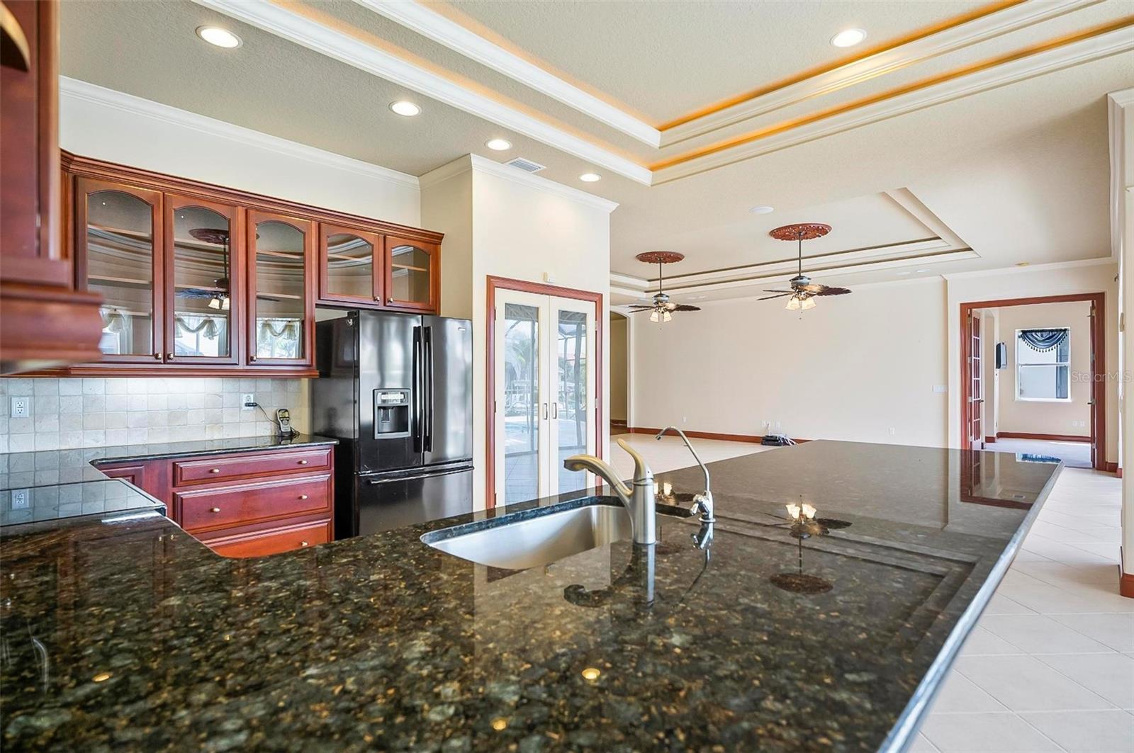 8 CLEVELAND CT, PALM COAST, FL, 32137