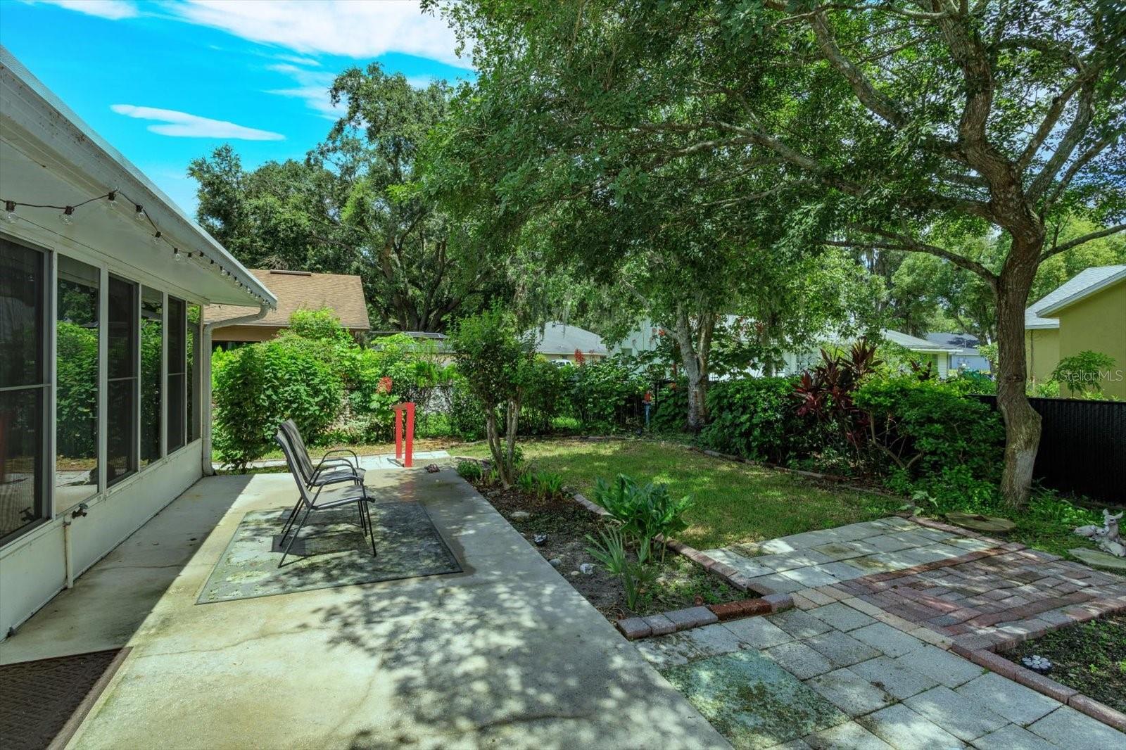 331 DOUGLAS DR, EUSTIS, FL, 32726