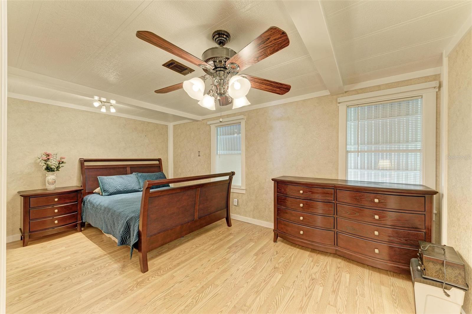 262 SUN AIR CIR, OSPREY, FL, 34229