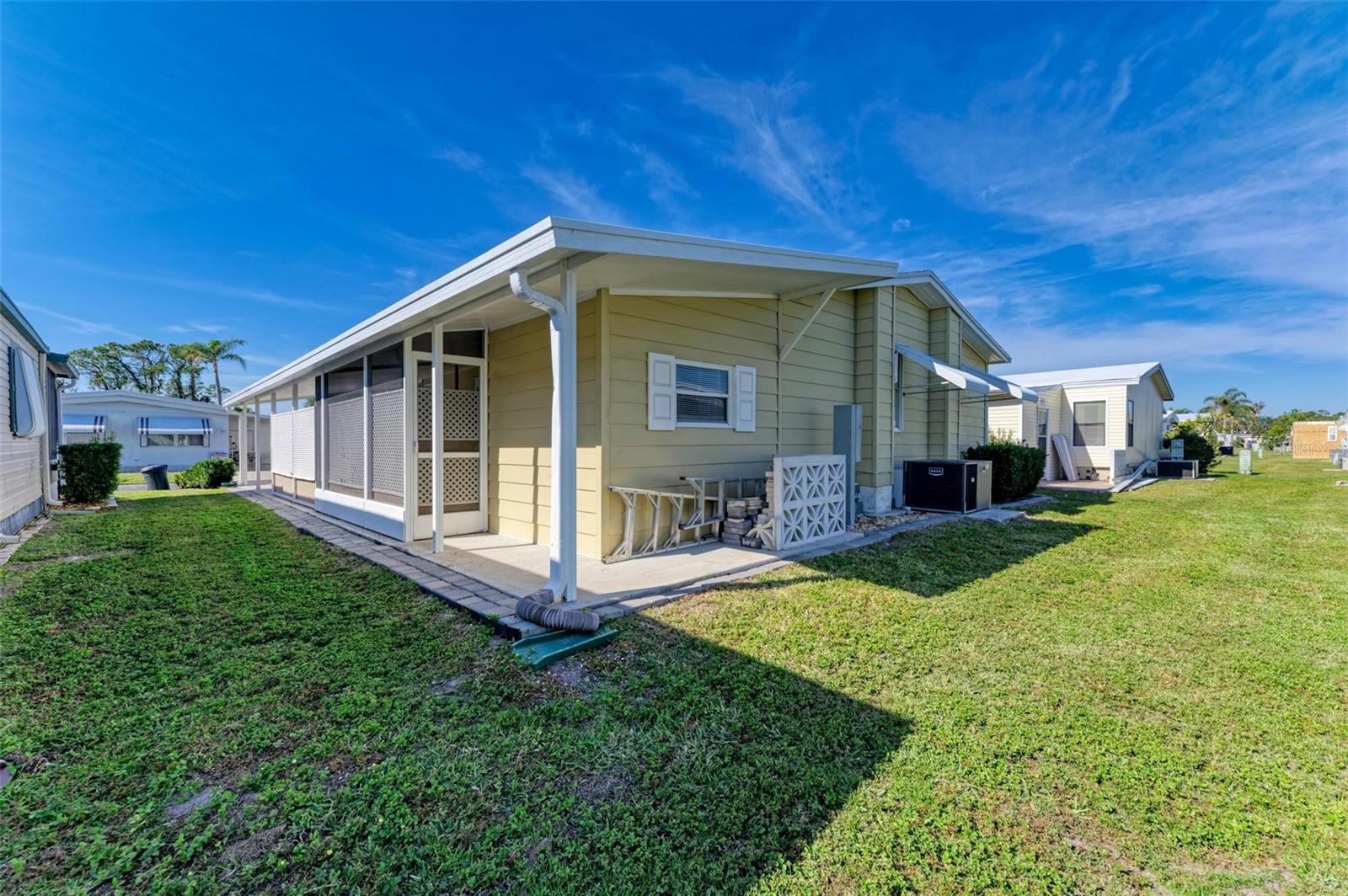 262 SUN AIR CIR, OSPREY, FL, 34229