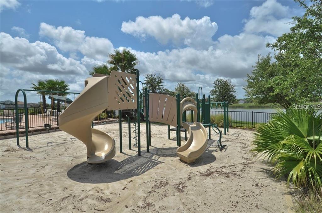 708 PARKER DEN DR, RUSKIN, FL, 33570