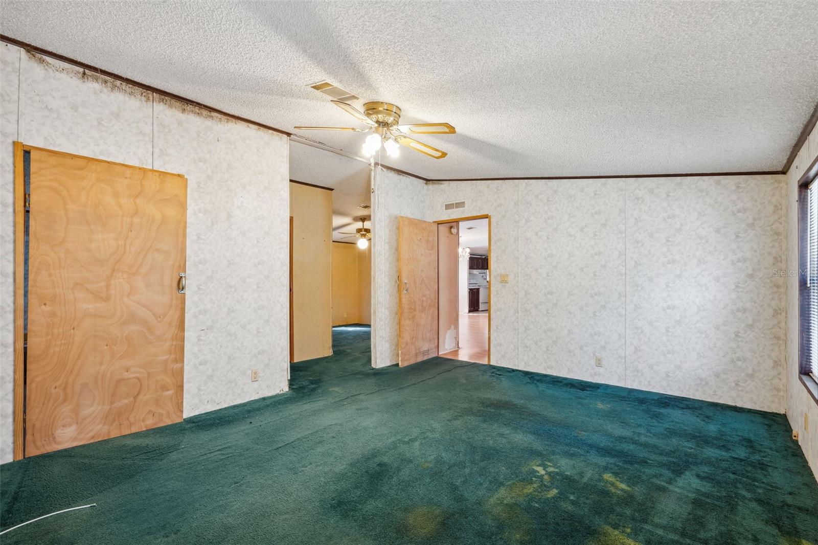 10031 E FOWLER AVE, THONOTOSASSA, FL, 33592