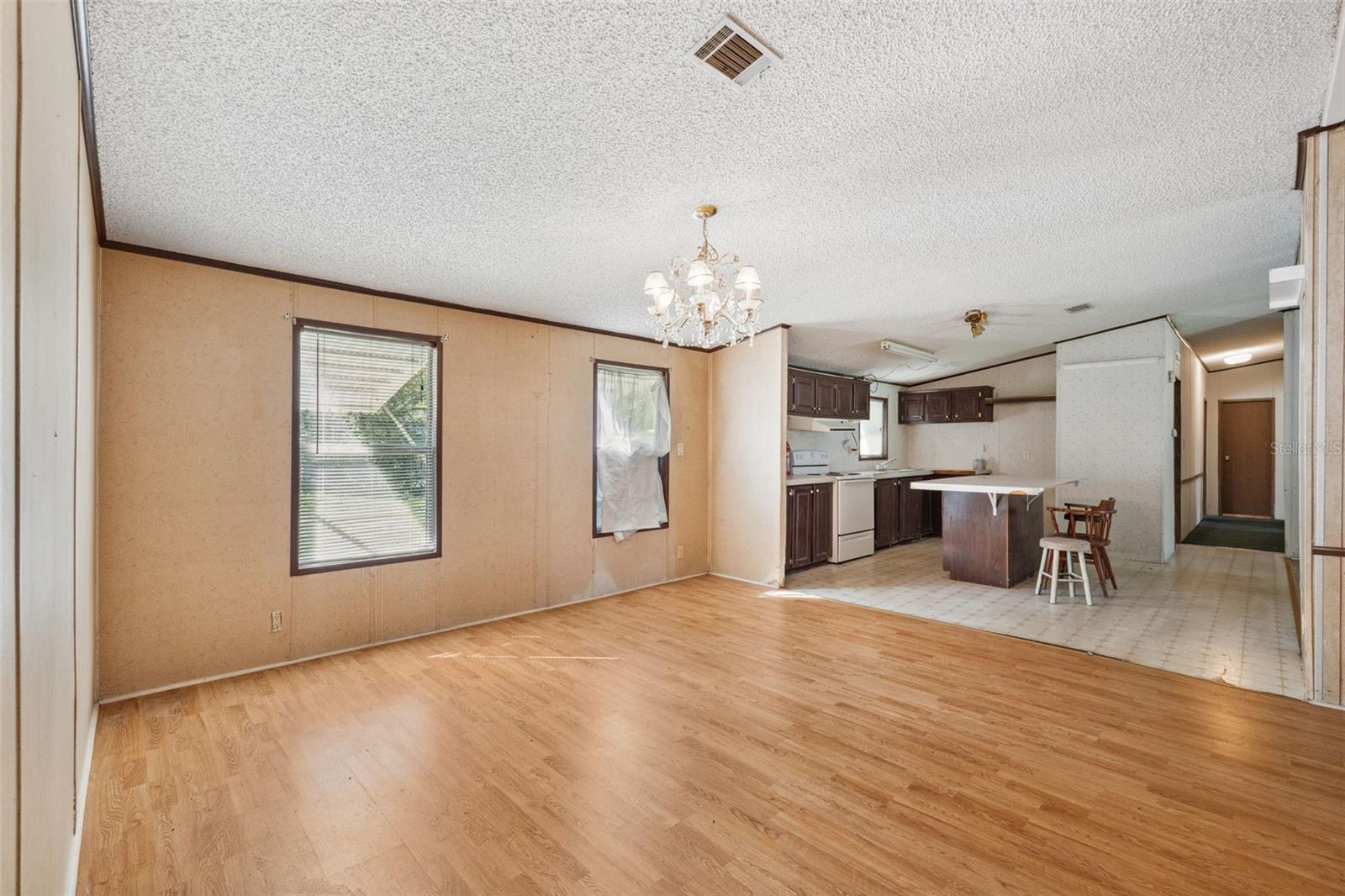 10031 E FOWLER AVE, THONOTOSASSA, FL, 33592