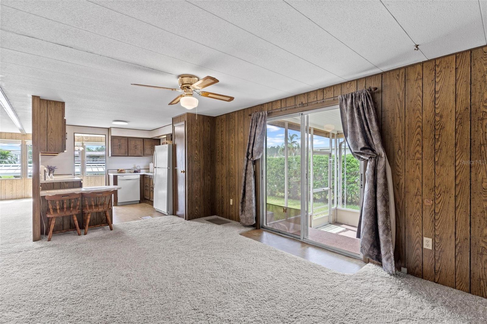12706 LAKE DORA CIR, TAVARES, FL, 32778