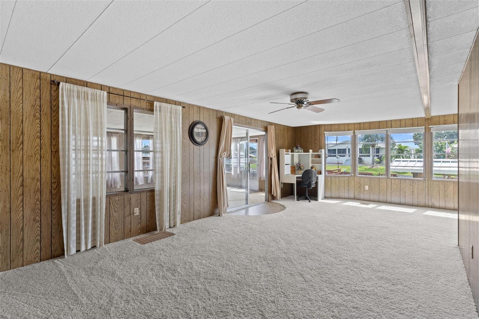 12706 LAKE DORA CIR, TAVARES, FL, 32778