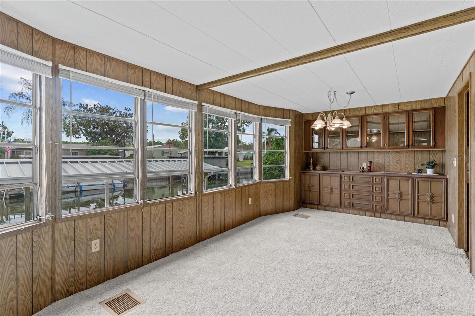 12706 LAKE DORA CIR, TAVARES, FL, 32778