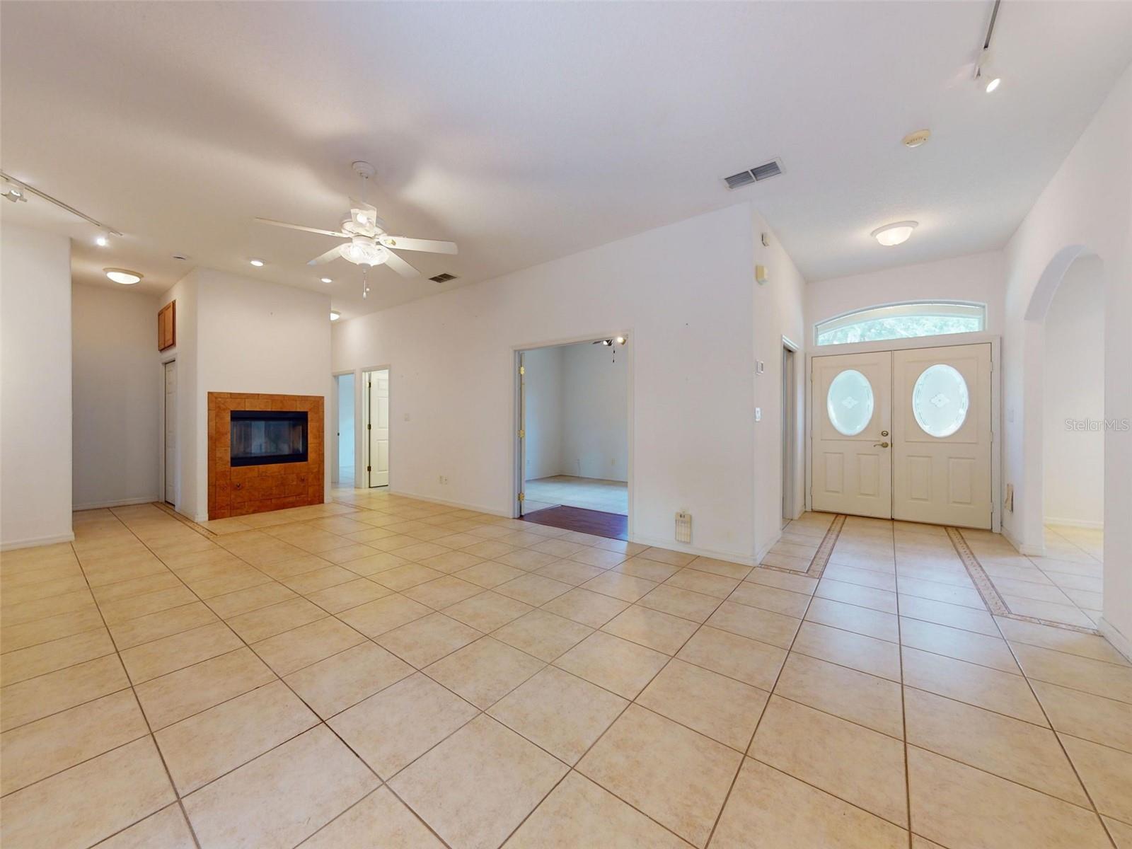 1311 MANDARIN LN, FRUITLAND PARK, FL, 34731