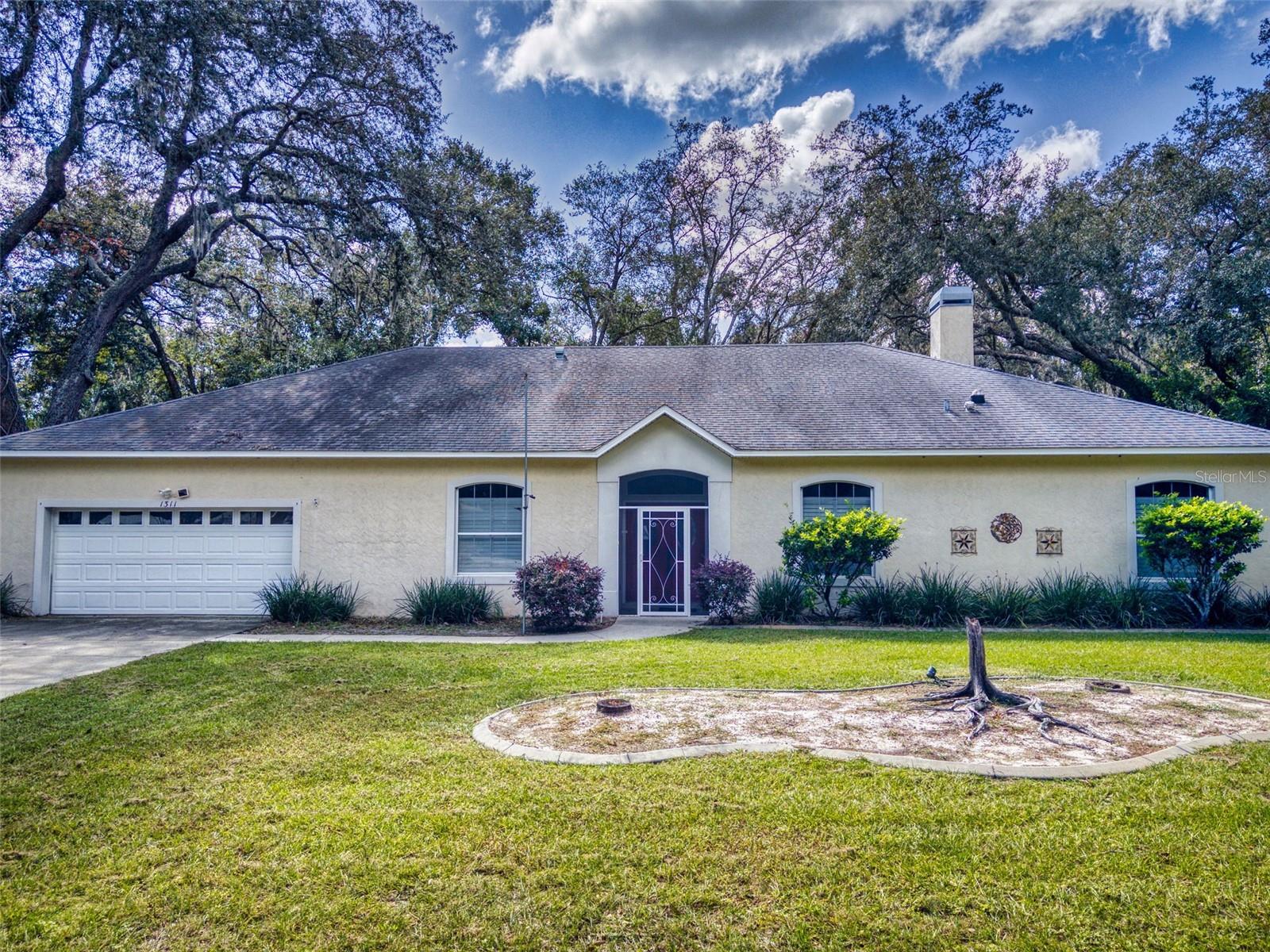 1311 MANDARIN LN, FRUITLAND PARK, FL, 34731