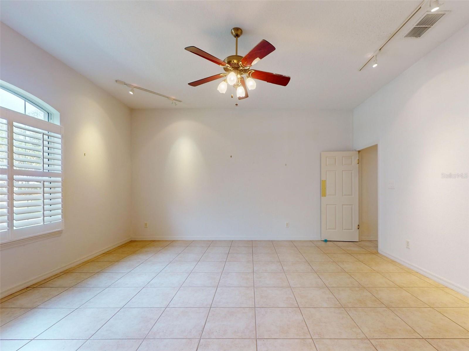 1311 MANDARIN LN, FRUITLAND PARK, FL, 34731