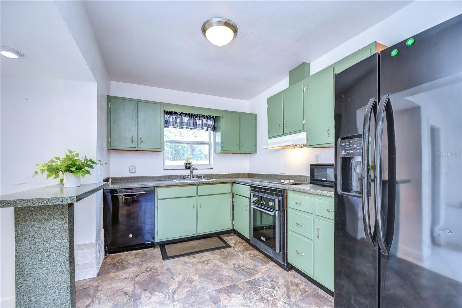 5431 70TH LN N, ST PETERSBURG, FL, 33709