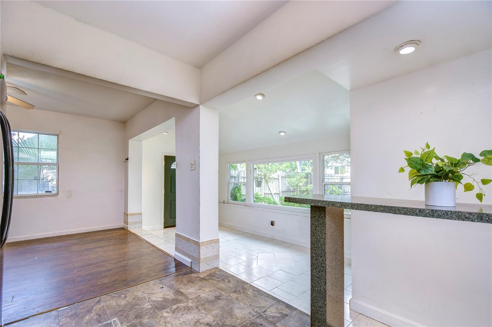 5431 70TH LN N, ST PETERSBURG, FL, 33709