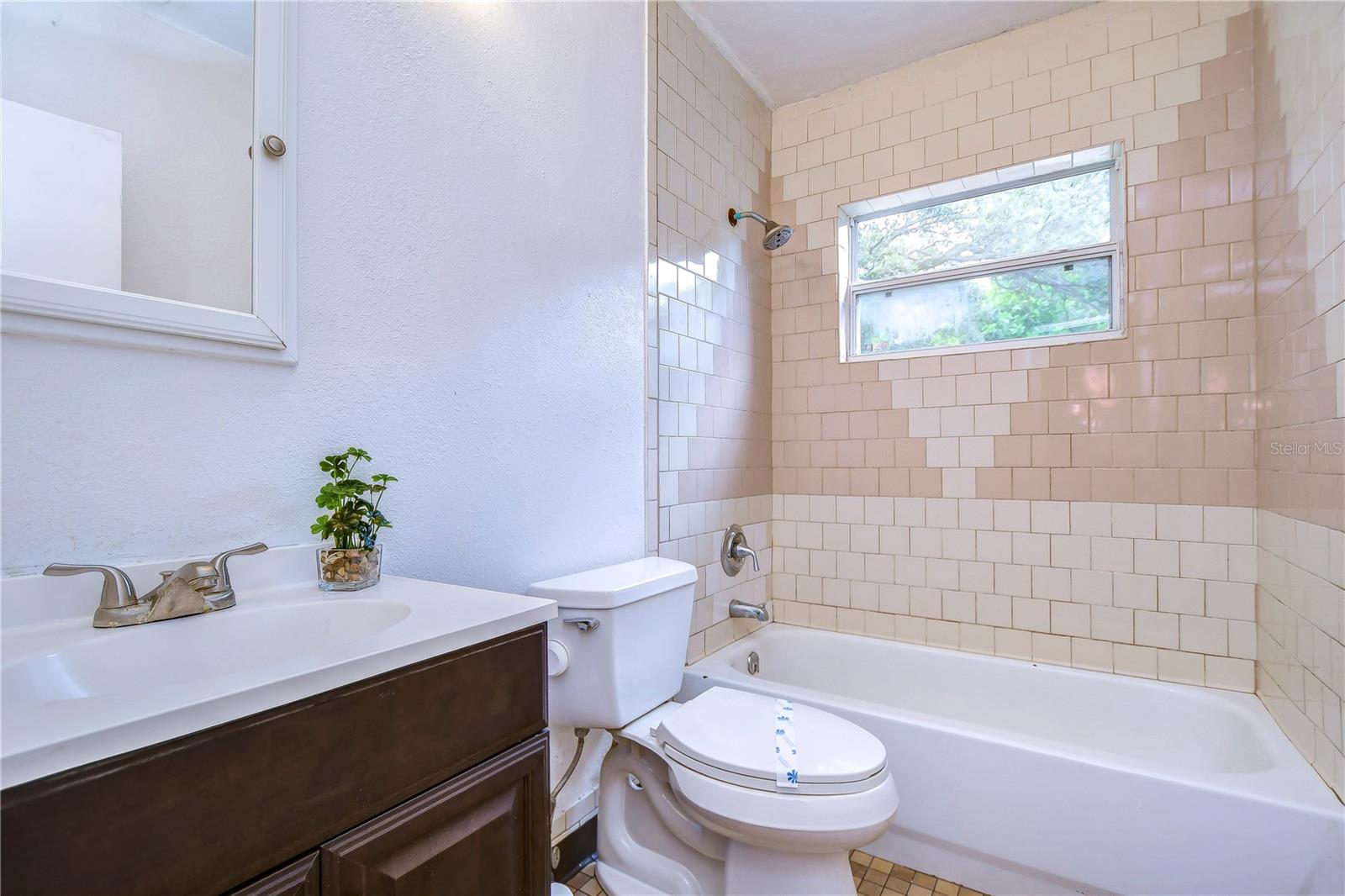 5431 70TH LN N, ST PETERSBURG, FL, 33709