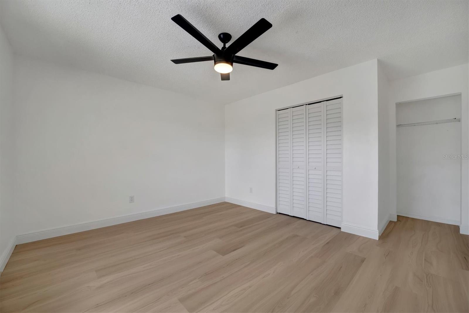 5695 67TH AVE N #122, PINELLAS PARK, FL, 33781