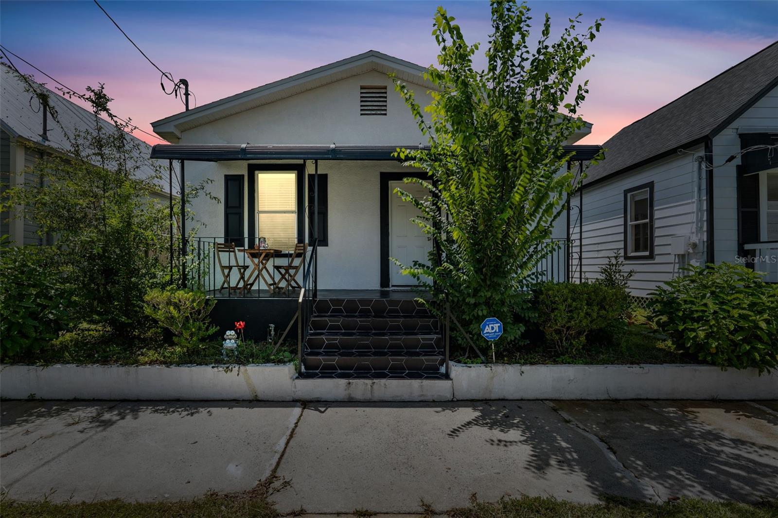 2336 W WALNUT ST, TAMPA, FL, 33607