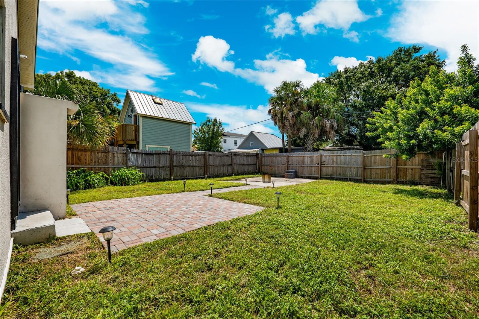 2336 W WALNUT ST, TAMPA, FL, 33607