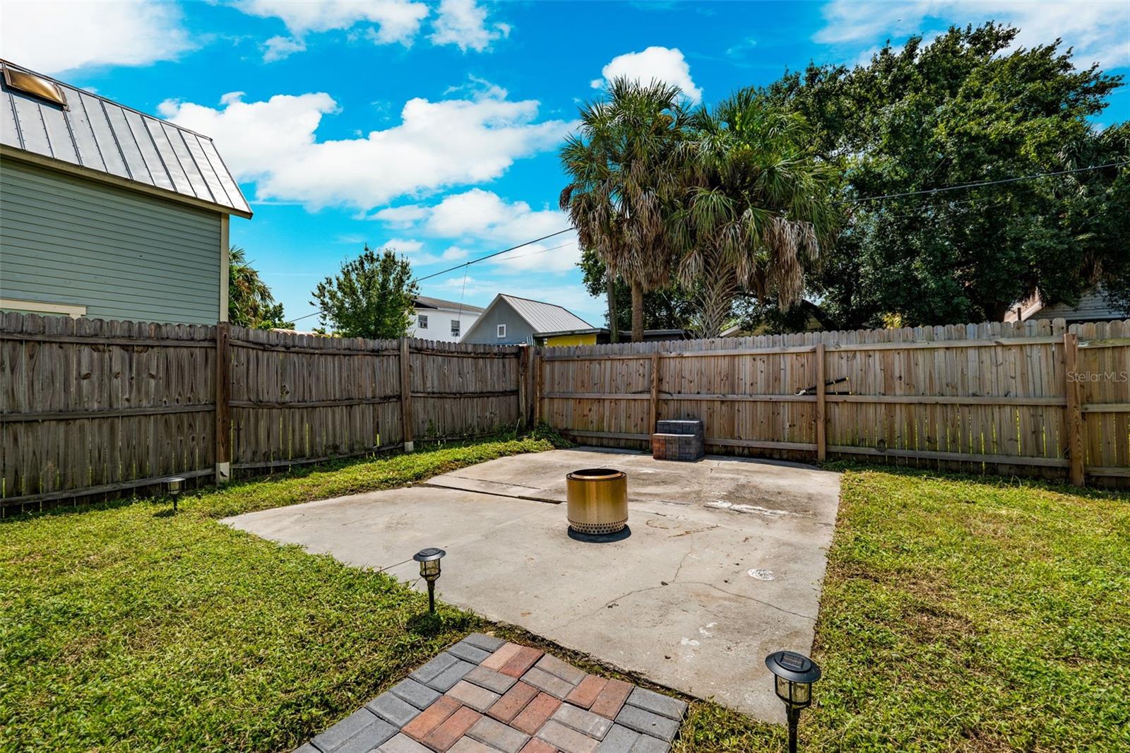 2336 W WALNUT ST, TAMPA, FL, 33607