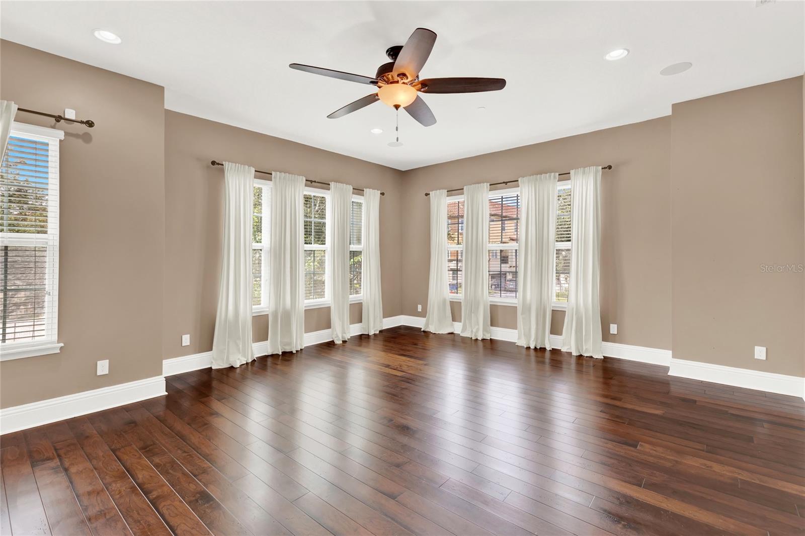 801 LOBELIA DR, LAKE MARY, FL, 32746