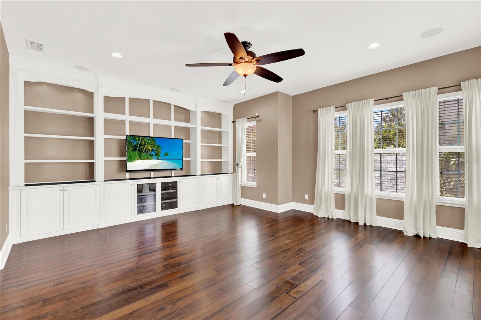 801 LOBELIA DR, LAKE MARY, FL, 32746