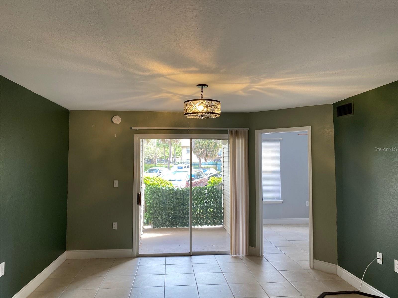 1916 LAKE ATRIUMS CIR #28, ORLANDO, FL, 32839