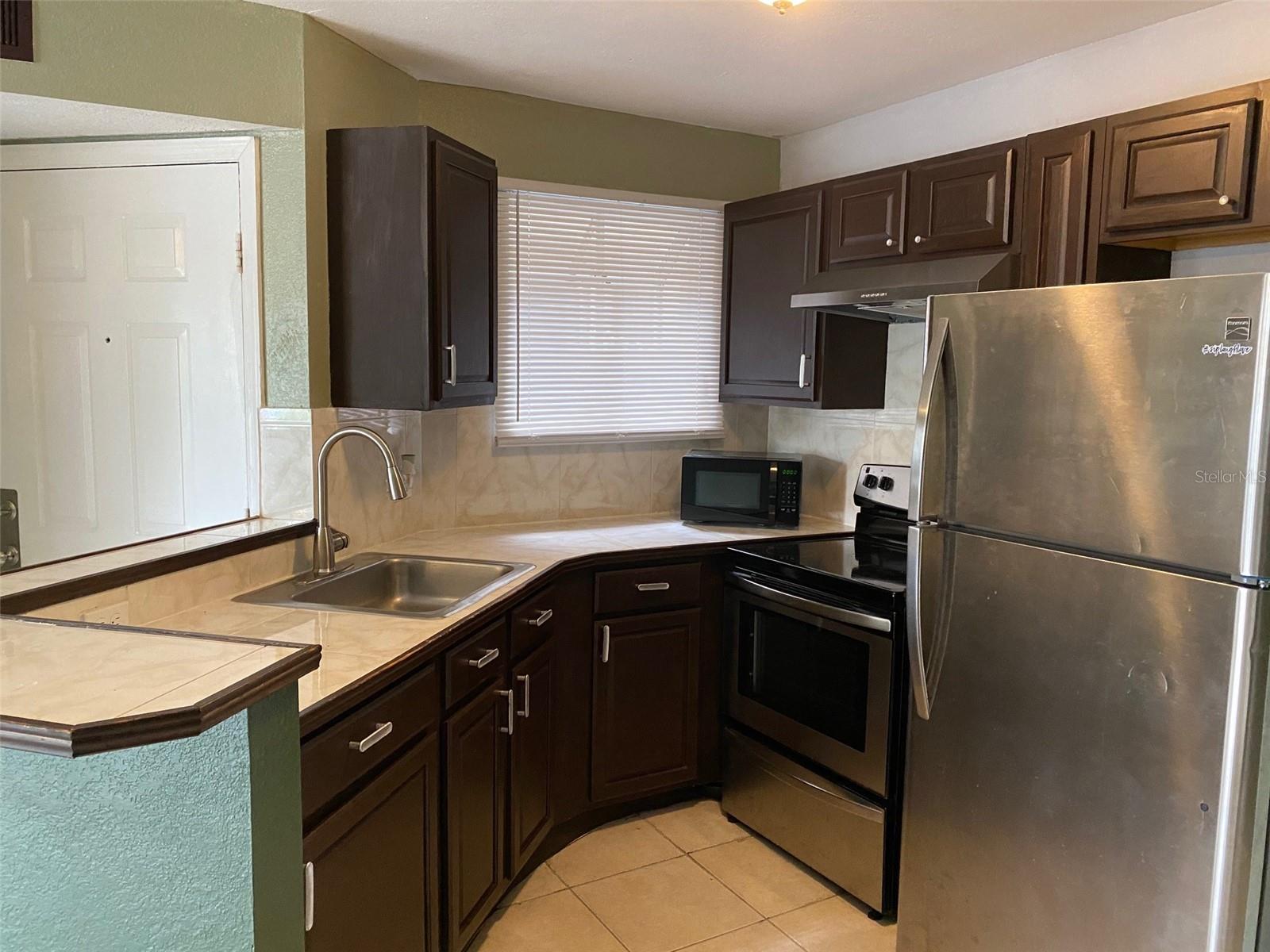1916 LAKE ATRIUMS CIR #28, ORLANDO, FL, 32839