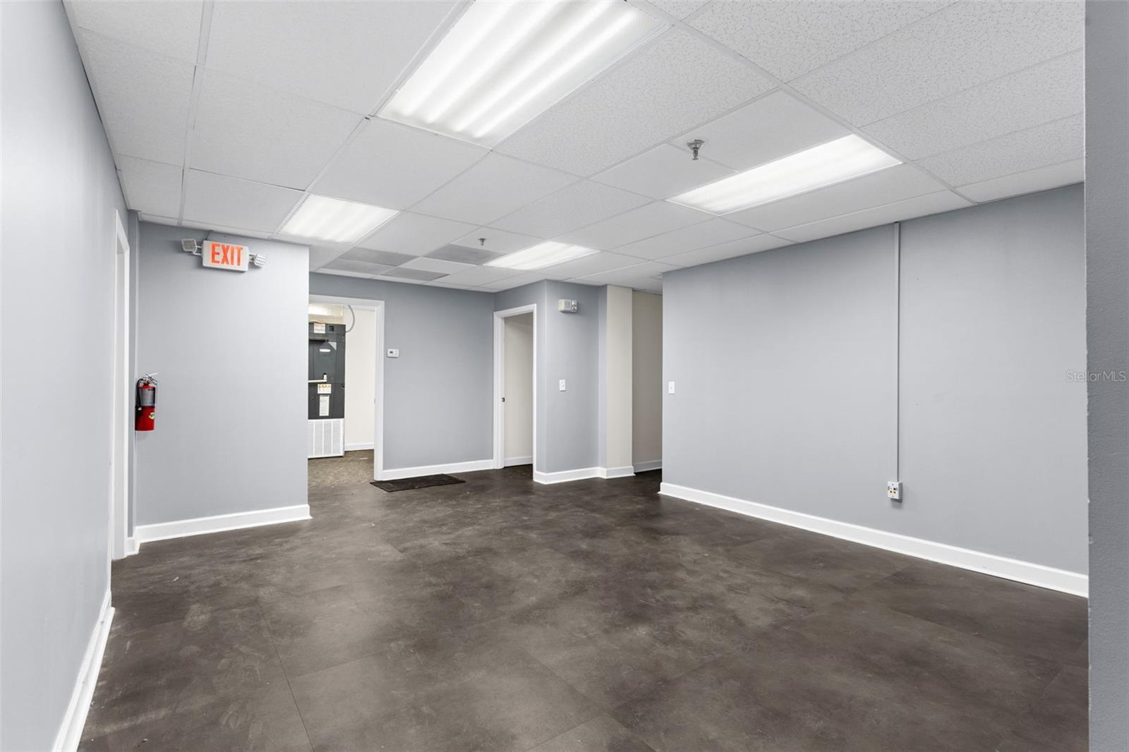 1121 E TWIGGS ST, TAMPA, FL, 33602