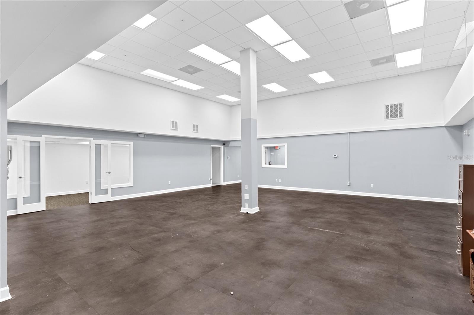 1121 E TWIGGS ST, TAMPA, FL, 33602