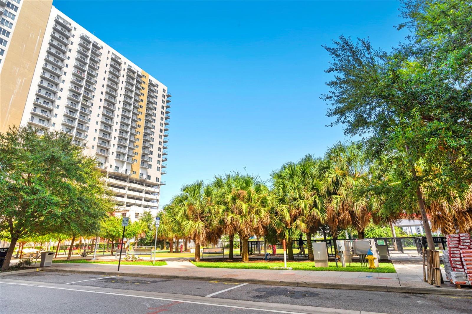 1121 E TWIGGS ST, TAMPA, FL, 33602