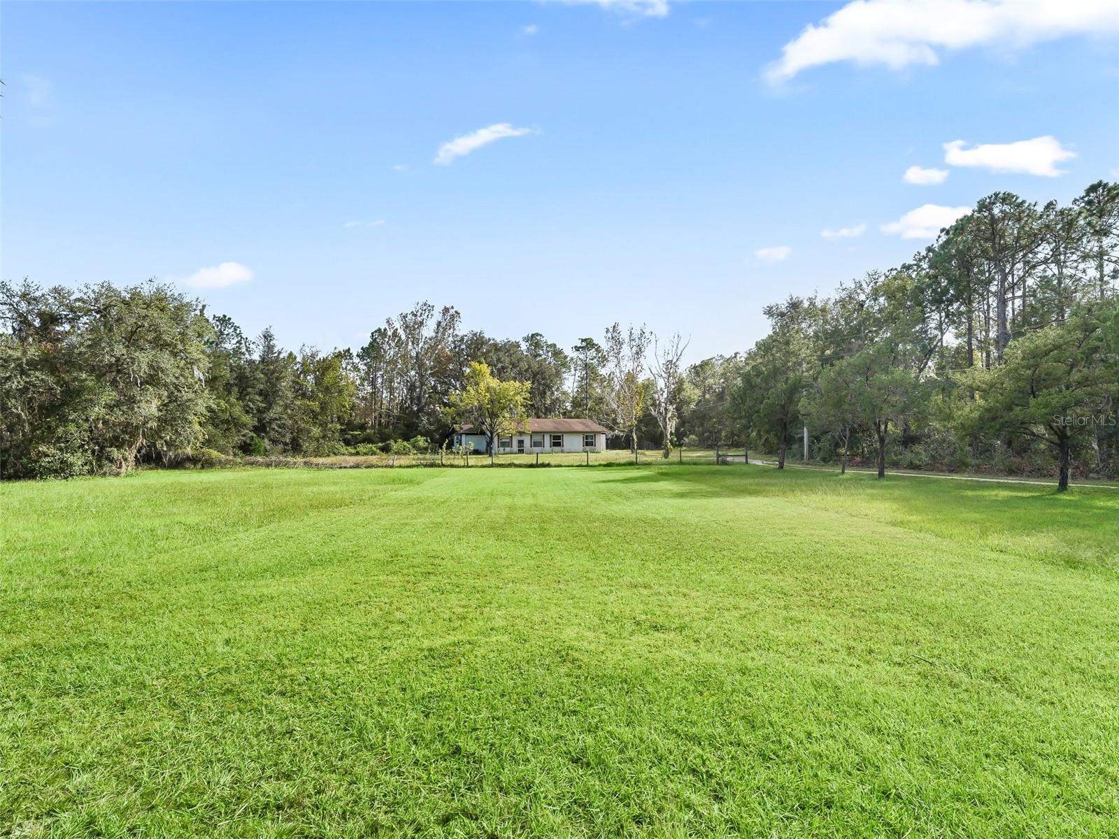 1151 EMMA LN, LEESBURG, FL, 34748