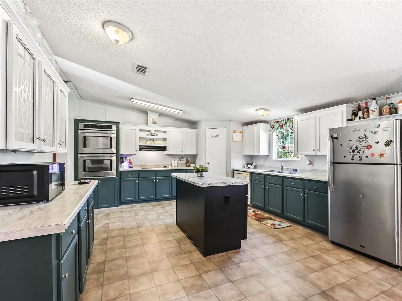 1151 EMMA LN, LEESBURG, FL, 34748