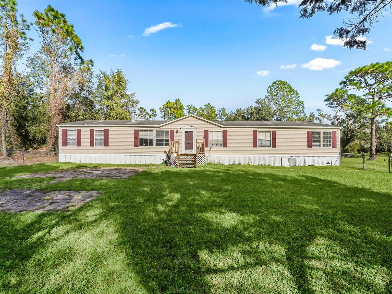 1151 EMMA LN, LEESBURG, FL, 34748